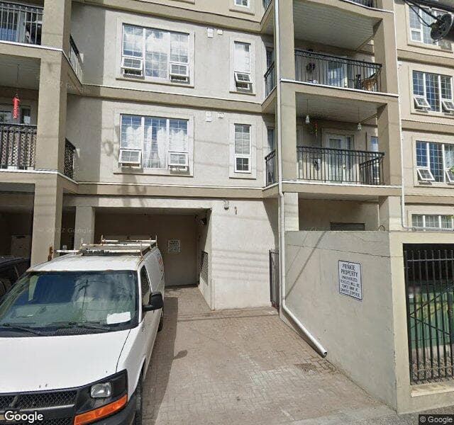 Street view of 630 10 Street NW, Calgary