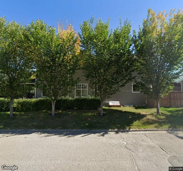 Street view of 303 27 Avenue NE, Calgary