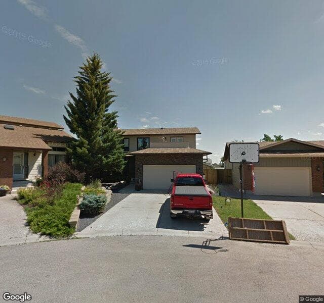 Street view of 8 Millside Court SW, Calgary