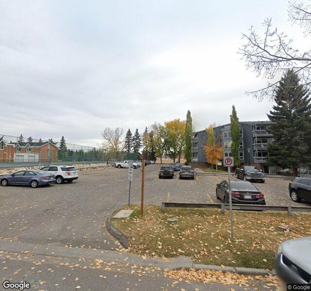 Street view of 820 89 Avenue SW, Calgary