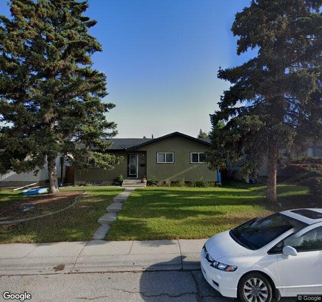 Street view of 4824 41 Avenue SW, Calgary
