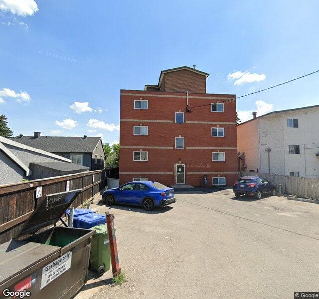 Street view of 202-825 4 Street NE, Calgary