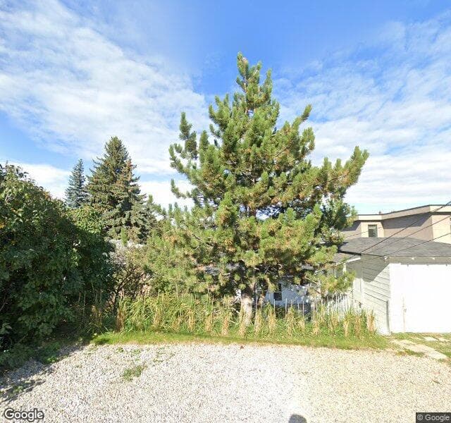 Street view of 2011 28 Avenue SW, Calgary