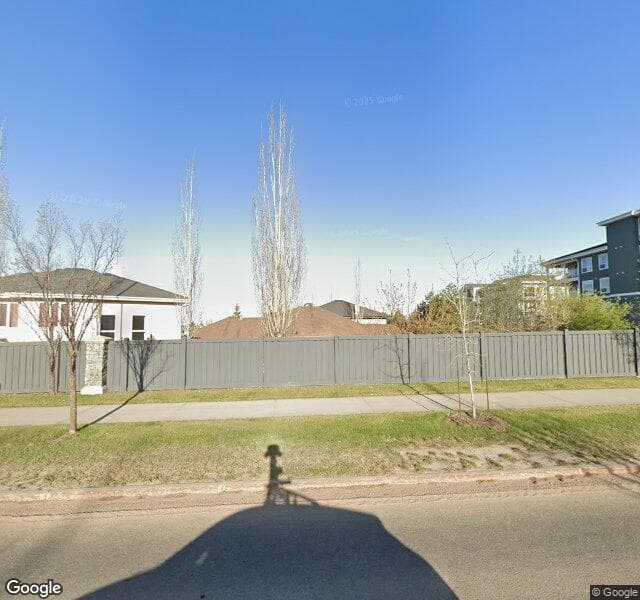 Street view of 928 Thompson Place NW, Edmonton