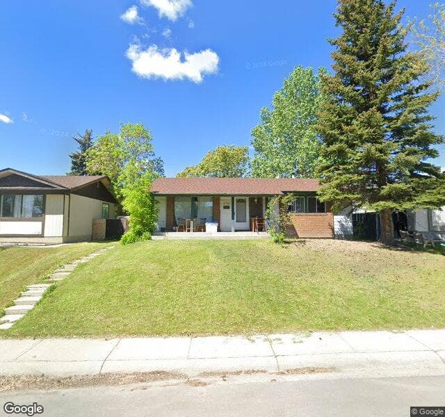 Street view of 4940 Rundlewood Road NE, Calgary