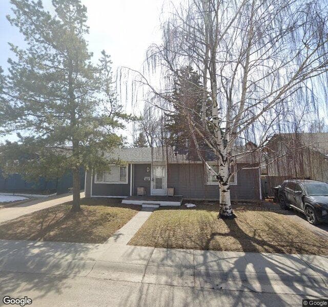 Street view of 327 Lynnview Way SE, Calgary