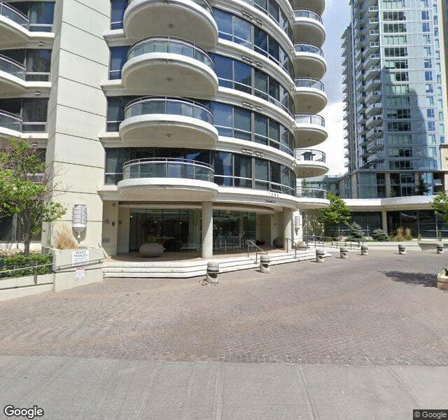 Street view of 1088 6 Avenue SW, Calgary