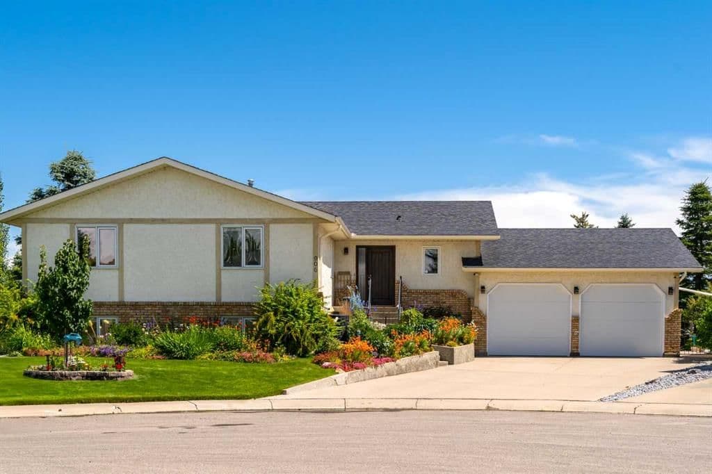 Recently sold home in Emerson Lake Estates