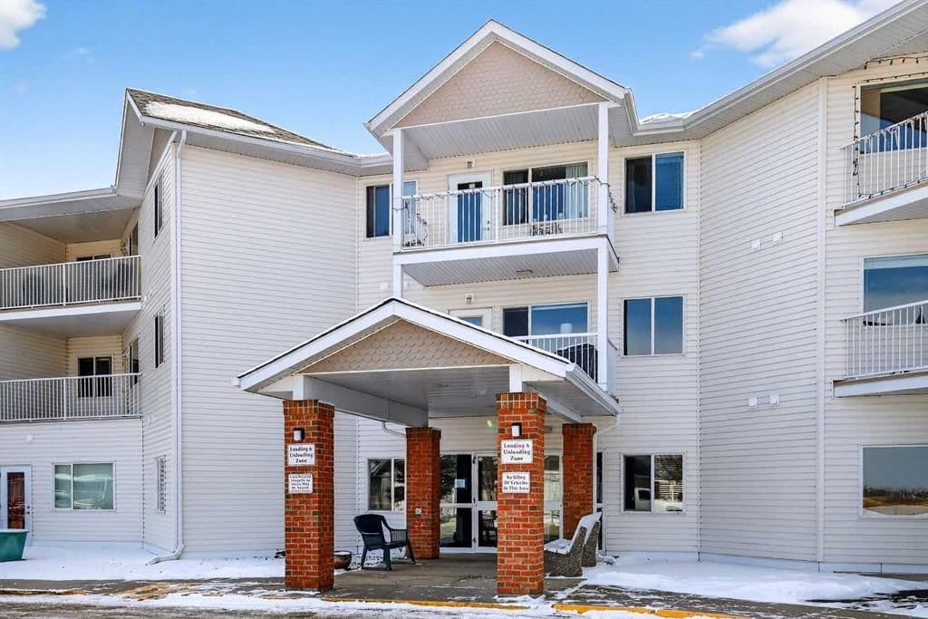 Recently sold home in Downtown_Strathmore