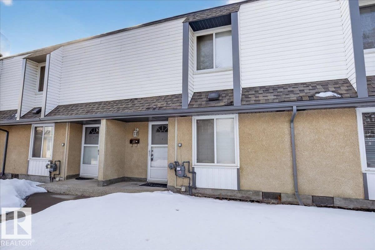 Recently sold home in Duggan