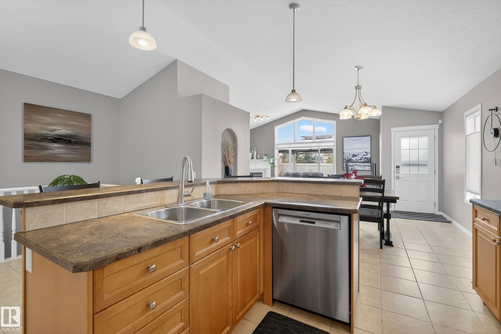 Recently sold home in Coloniale Estates (Beaumont)